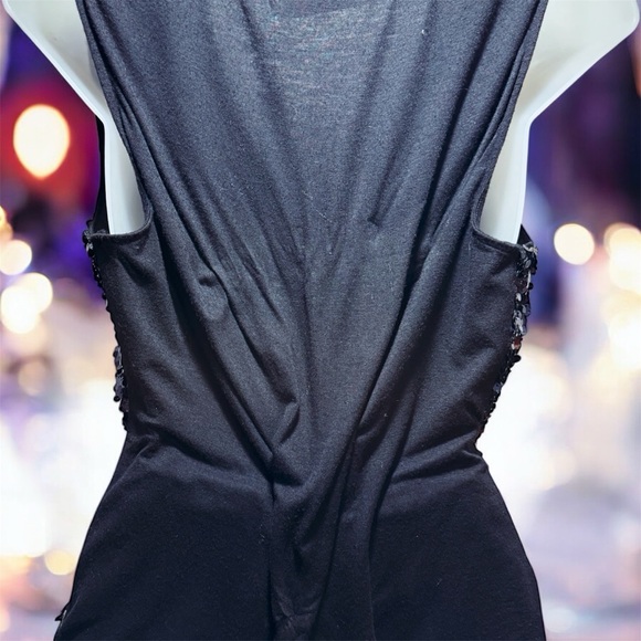 Elie Tahari Sequin Black top - Picture 2 of 3
